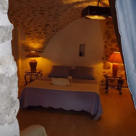 Chambres D'Hote Les Jardins De Prasserat Farm stay *