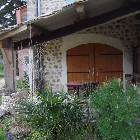 Farm stay Chambres D'Hote Les Jardins De Prasserat *