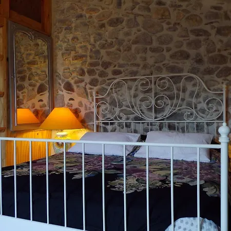 Chambres D'Hote Les Jardins De Prasserat * Vallon-Pont-d'Arc
