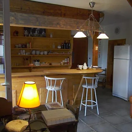 Farm stay Chambres D'Hote Les Jardins De Prasserat Vallon-Pont-d'Arc