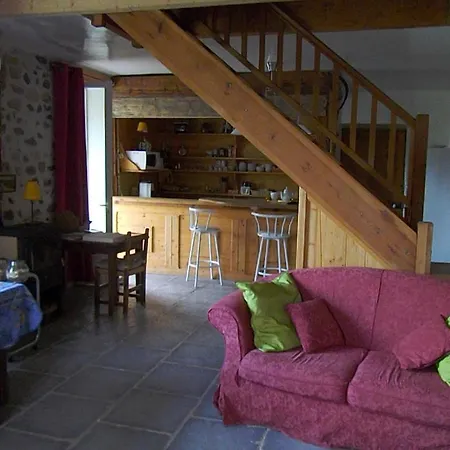 Chambres D'Hote Les Jardins De Prasserat Farm stay Vallon-Pont-d'Arc